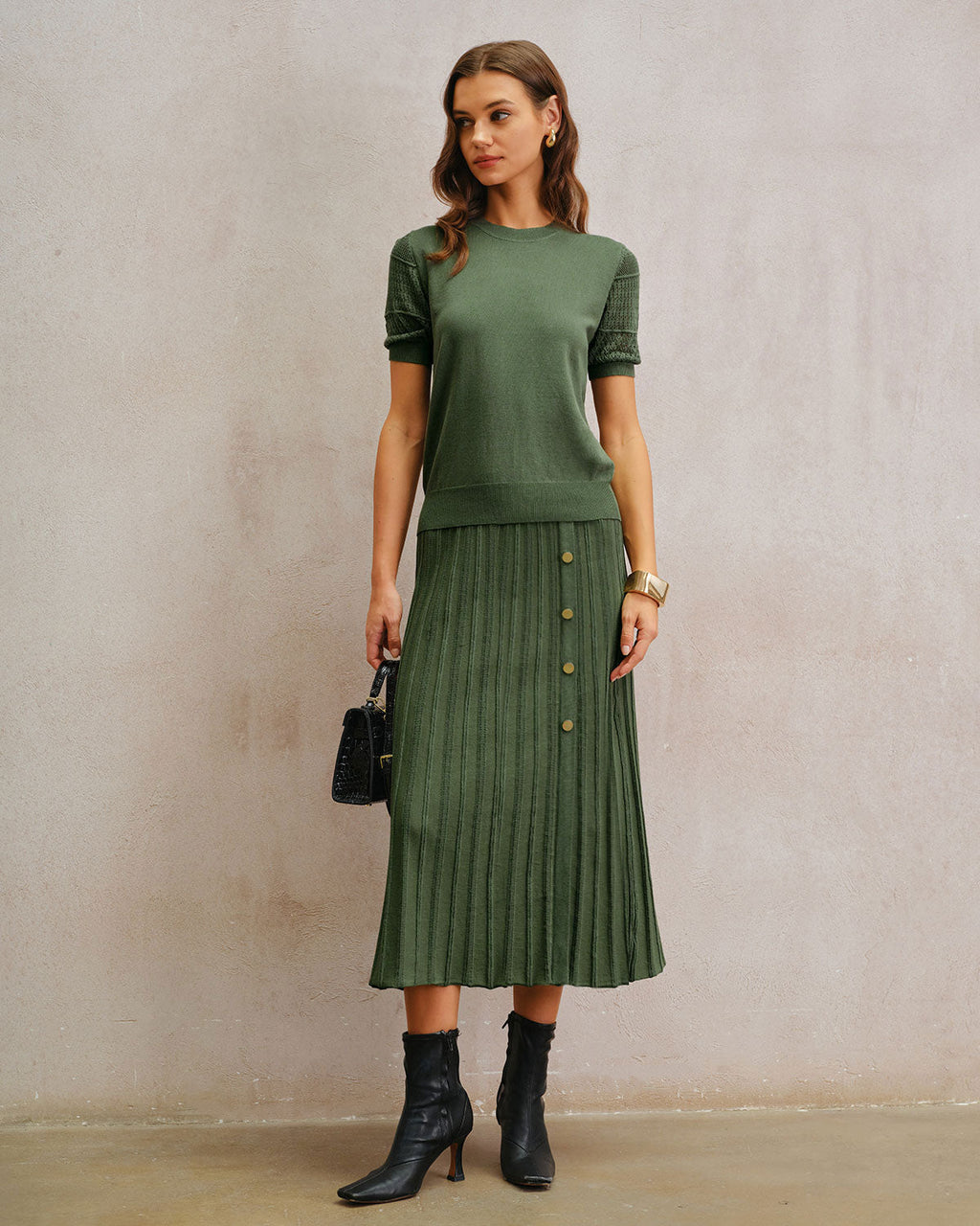 Green Round Neck Knit Tee